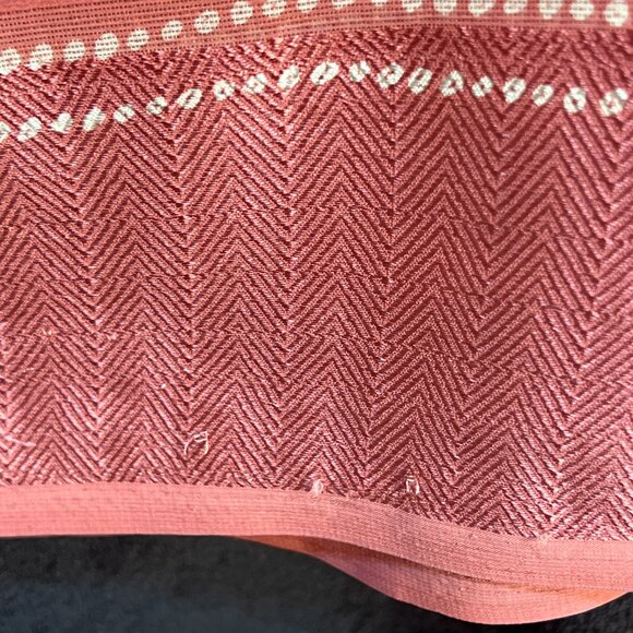 Vintage Sheer Silk-Like Elephant Pattern Fabric Scarf Wrap 48" x 220" Pre-Owned - Picture 4 of 4